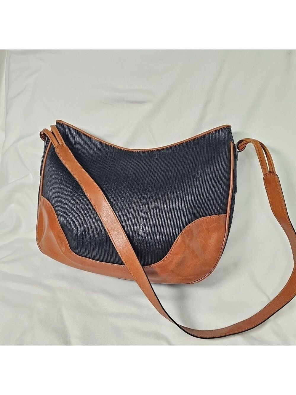Salvatore Ferragamo Vintage Two-Tone Leather Shoulder Bag